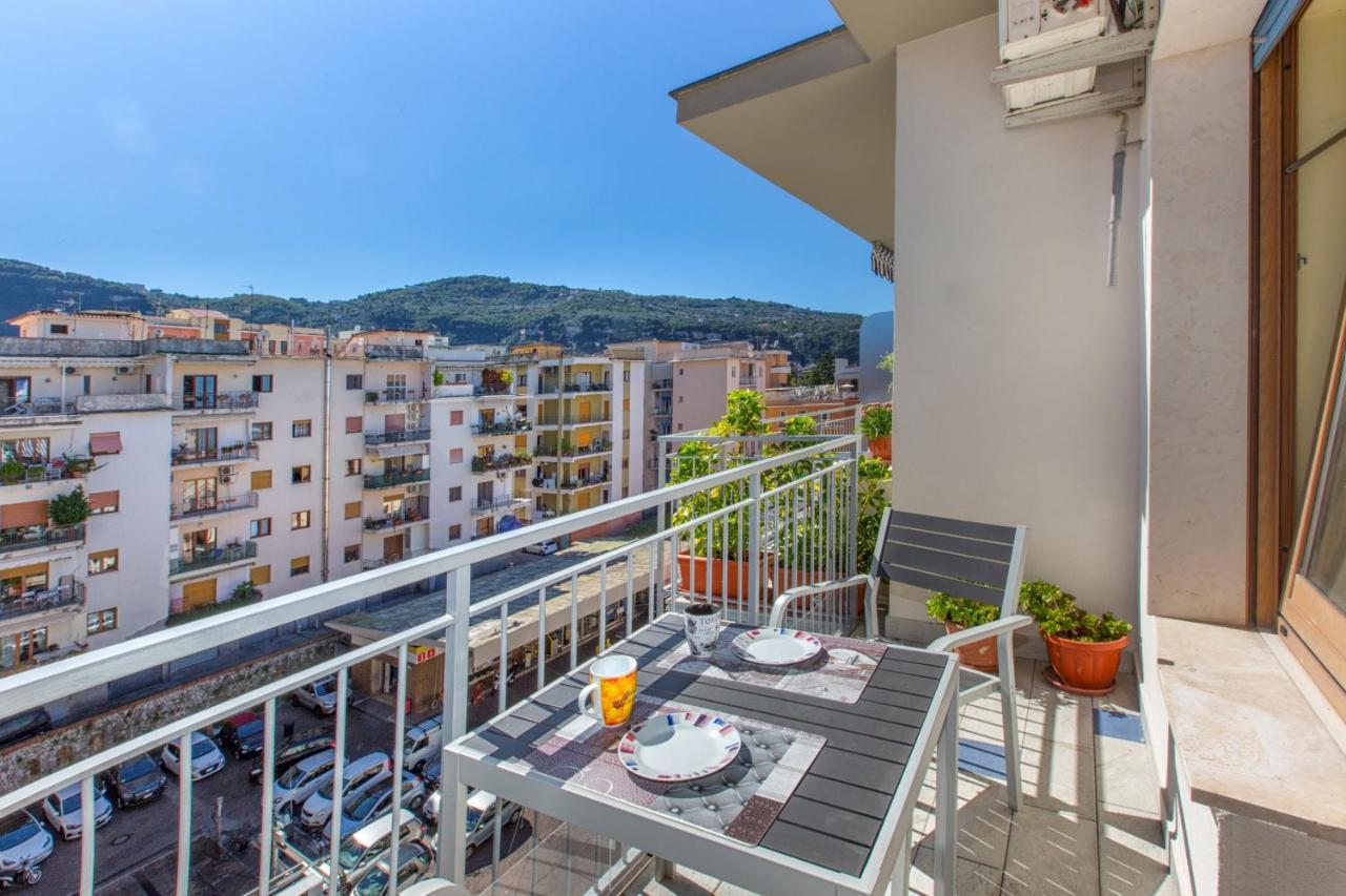 Clio Sorrento Apartment Luaran gambar