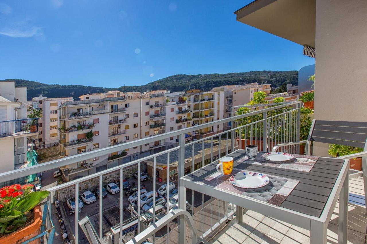 Clio Sorrento Apartment Luaran gambar